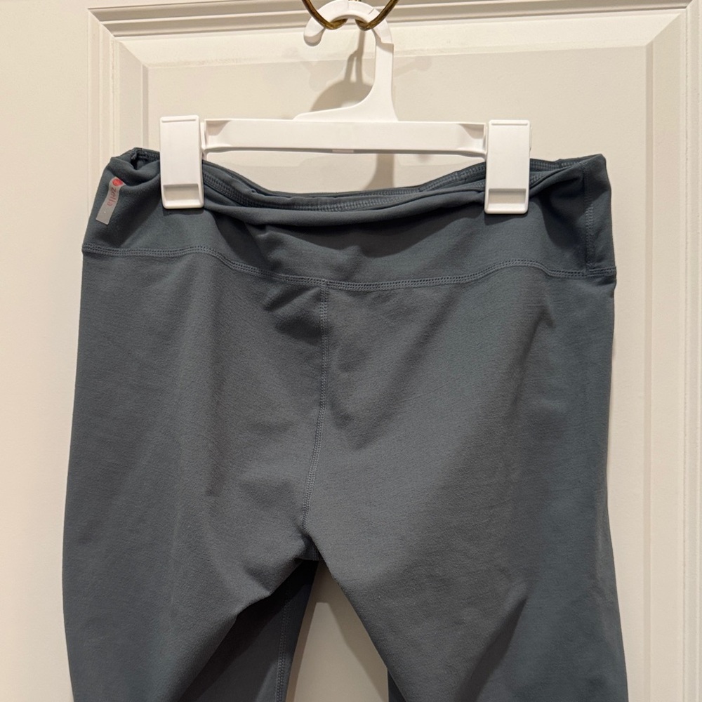 Zella Green Leggings Women’s Medium - Picture 4 of 7